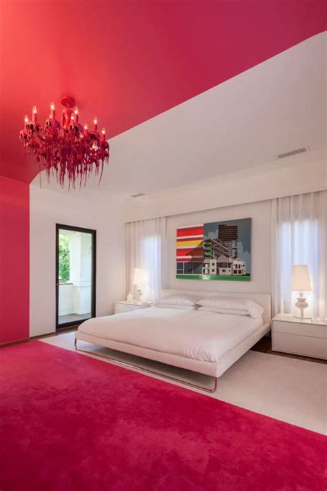 kırmızı beyaz yatak odası dekorasyonu